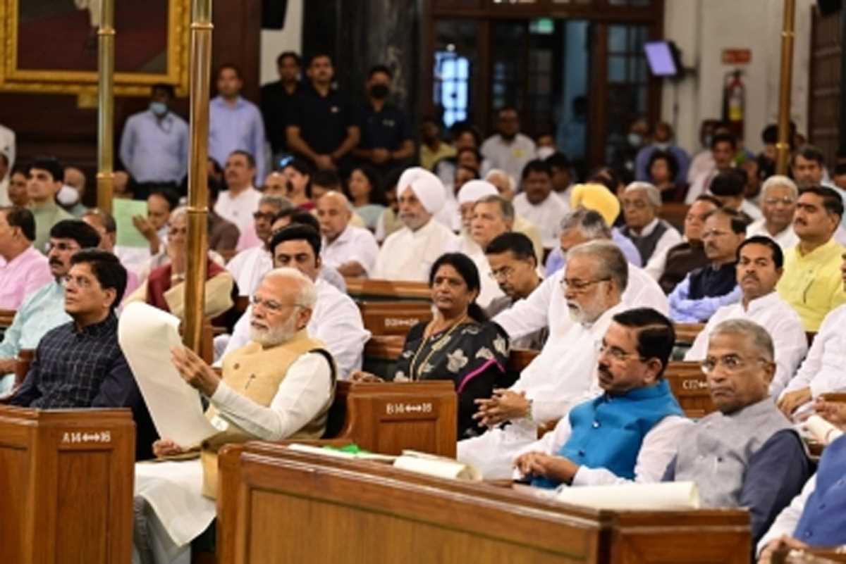 राजनीतिक दलों को दलगत राजनीति से उपर उठकर करना चाहिए काम, विदाई समारोह में बोले राष्ट्रपति कोविंद